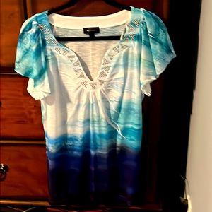 Beautiful blue ombré top